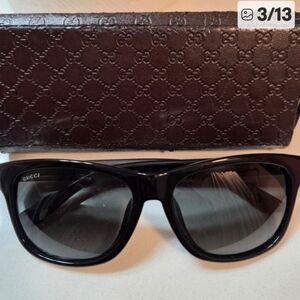 Gucci Black Sunglasses With Complete Inclusion From JAPAN